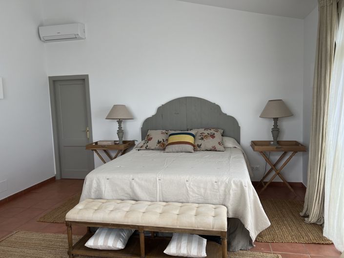 Image No.23-4 Bed Villa for sale