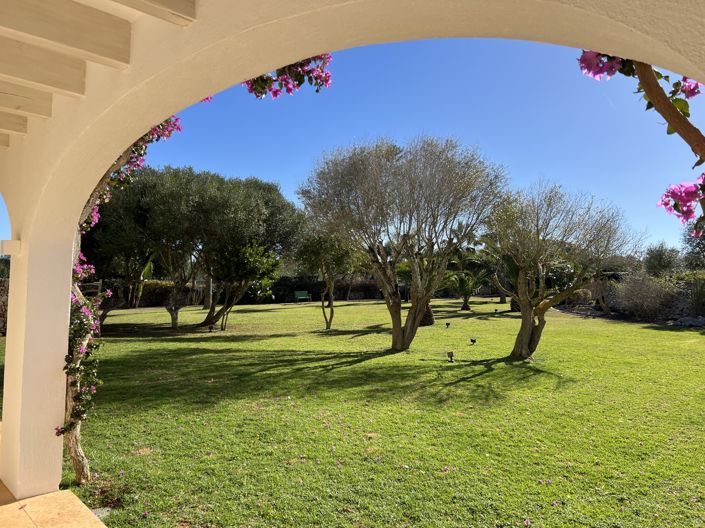 Image No.37-4 Bed Villa for sale