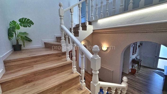 Image No.25-5 Bed Villa for sale