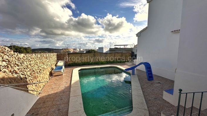 Image No.42-5 Bed Villa for sale