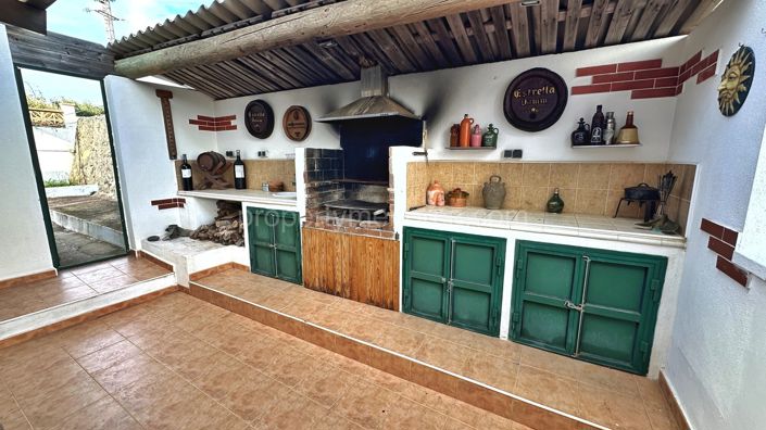 Image No.43-5 Bed Villa for sale