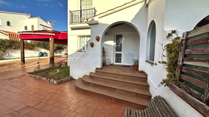 Image No.49-5 Bed Villa for sale