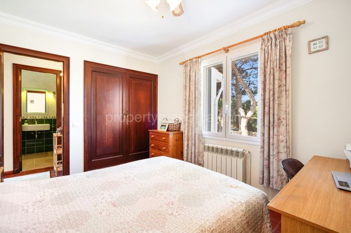 Image No.24-5 Bed Villa for sale