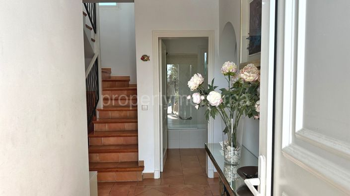 Image No.12-4 Bed Villa for sale