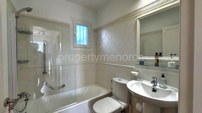 Image No.20-4 Bed Villa for sale