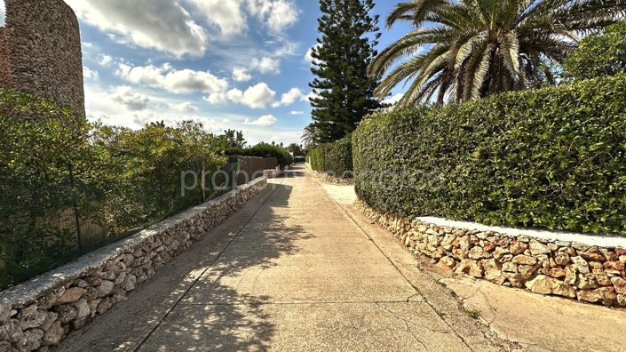 Image No.48-4 Bed Villa for sale