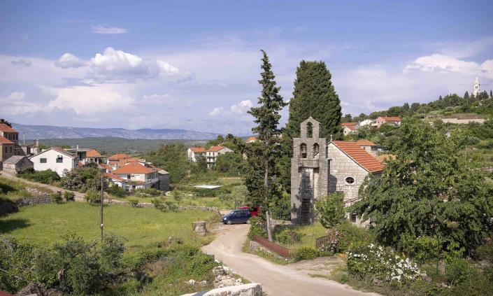 Image No.12-2 Bed House for sale