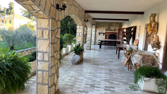 Image No.8-4 Bed Apartment for sale