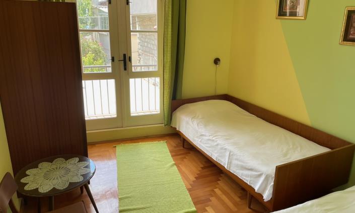 Image No.1-3 Bed House for sale