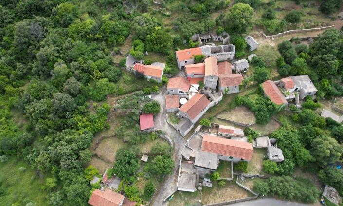 Image No.3-3 Bed House for sale