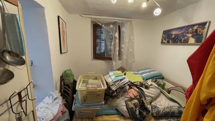 Image No.11-5 Bed House for sale