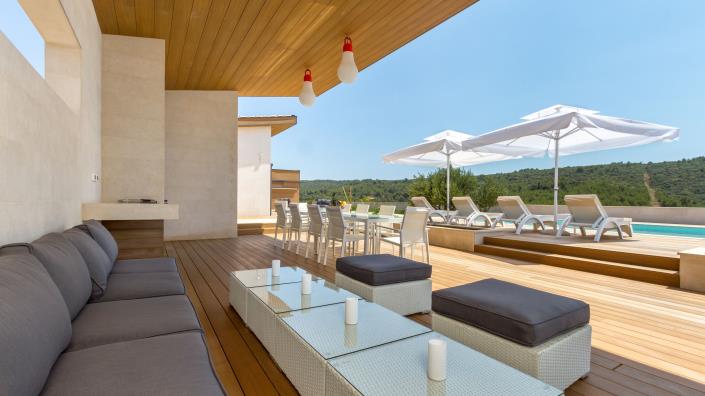 Image No.6-5 Bed House/Villa for sale