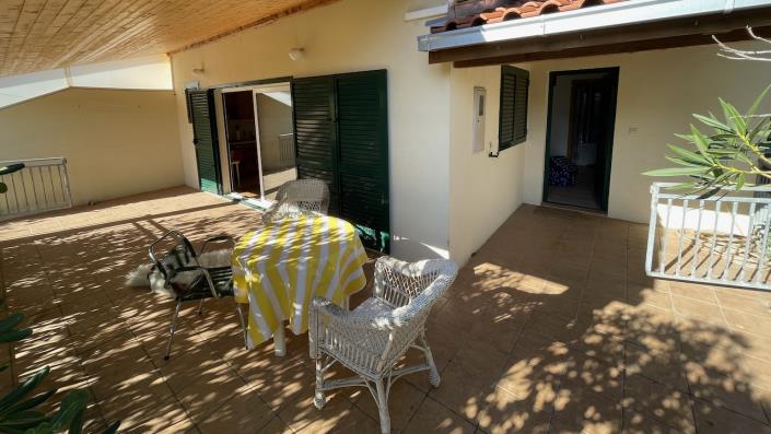 Image No.7-2 Bed House for sale