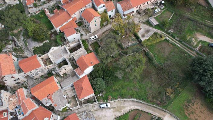 Image No.1-3 Bed House for sale