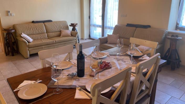 Image No.3-5 Bed House/Villa for sale