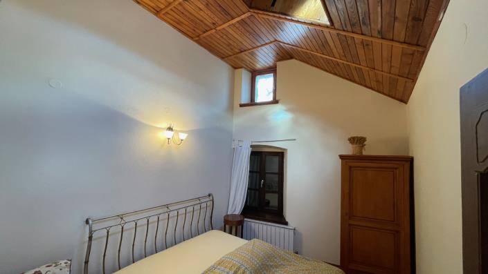 Image No.5-3 Bed House for sale