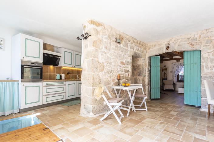 Image No.17-3 Bed House for sale