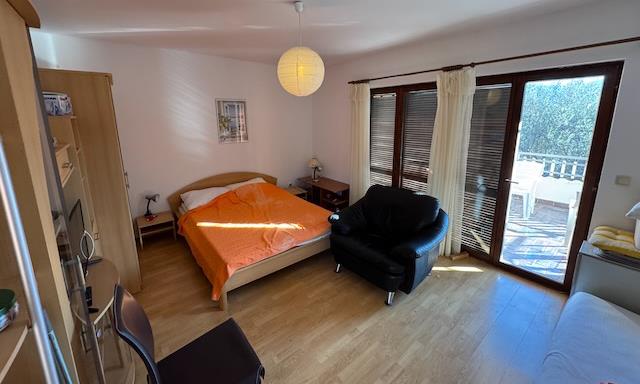 Image No.5-3 Bed House for sale