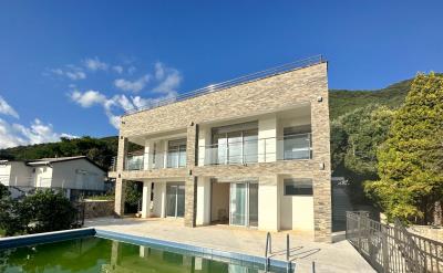 4671-Kumbor-house--1-of-1--21