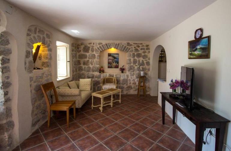 Image No.15-2 Bed House for sale