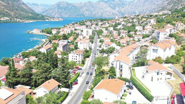 Image No.5-10 Bed House for sale