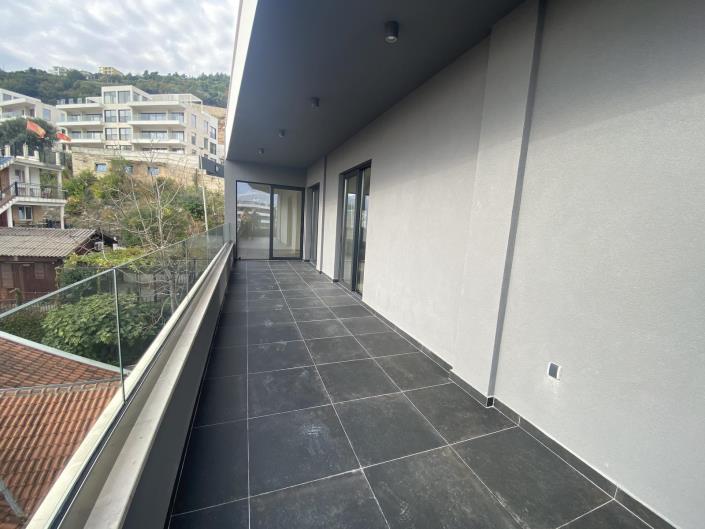 Image No.17-3 Bed Apartment for sale