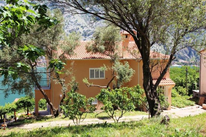 Image No.3-Villa for sale