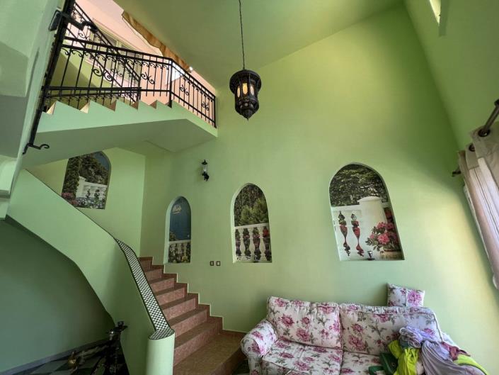 Image No.4-6 Bed Villa for sale