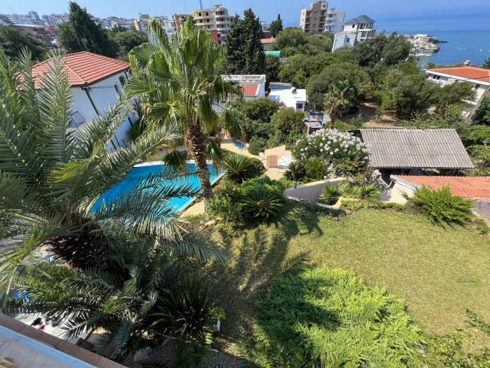 Image No.8-6 Bed Villa for sale