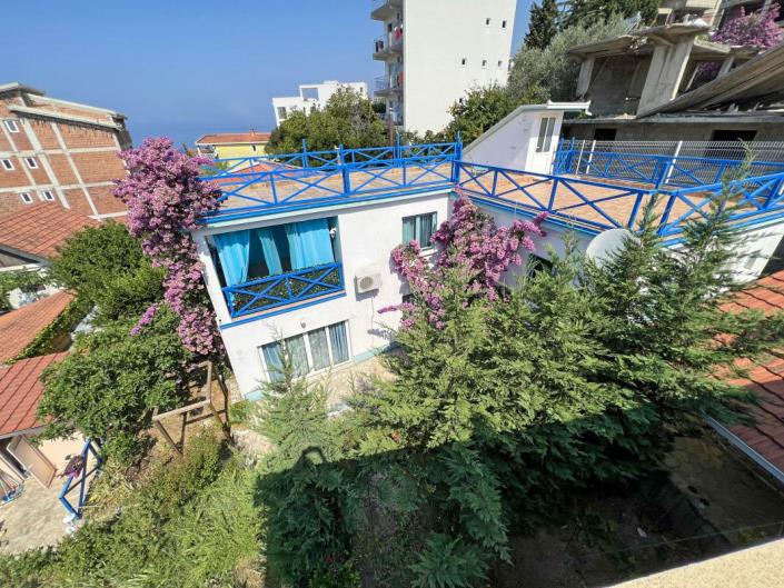 Image No.9-6 Bed Villa for sale