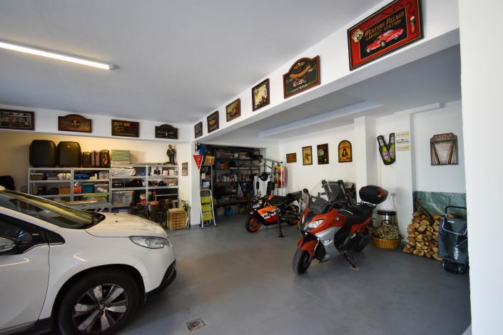 Image No.31-6 Bed Villa for sale