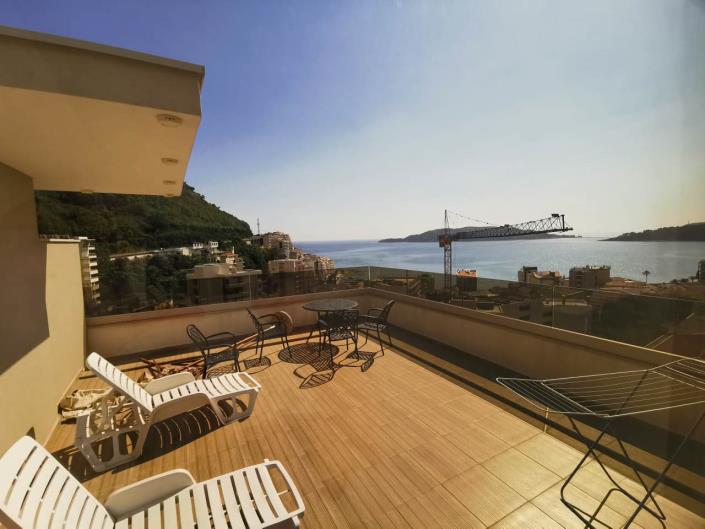 Image No.1-3 Bed Penthouse for sale