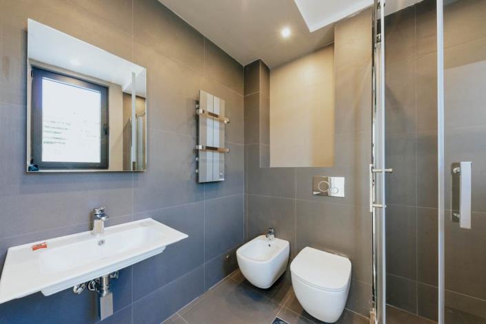 Image No.18-4 Bed Villa for sale