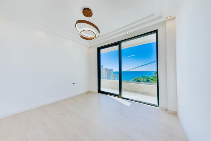 Image No.19-4 Bed Villa for sale