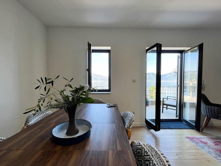 Image No.11-3 Bed Townhouse for sale