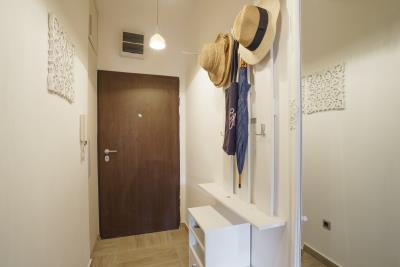 Prostornaja-kvartira-v-komplekse-s-basejnom--Pryno-12487--8-_1200x800