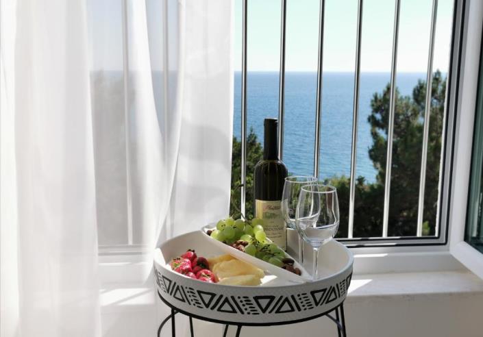 Image No.12-15 Bed Hotel for sale