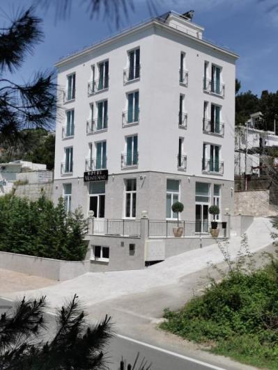 Image No.17-15 Bed Hotel for sale