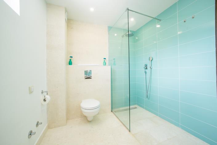 Image No.12-6 Bed Villa for sale