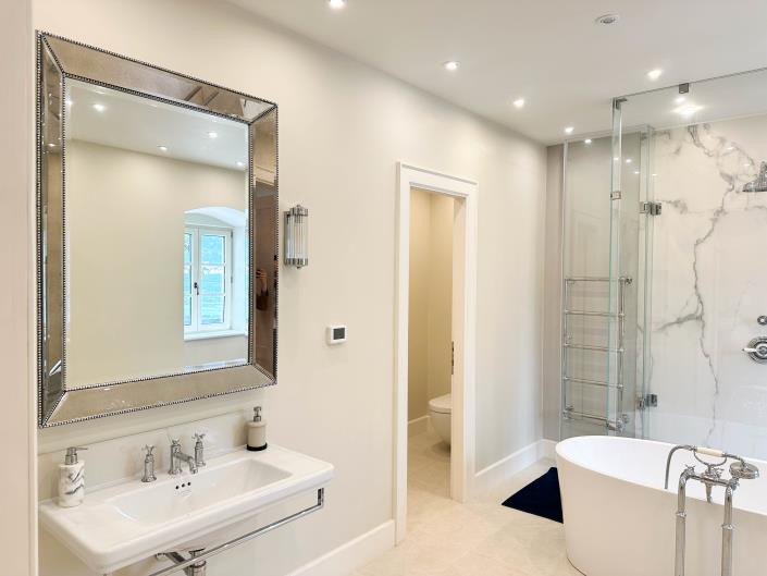 Image No.19-5 Bed Villa for sale