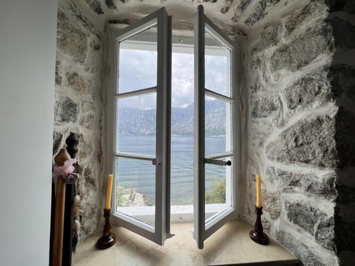 Image No.10-2 Bed House for sale