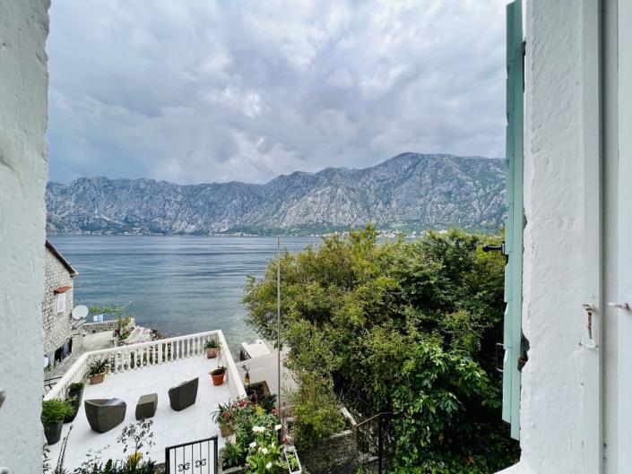 Image No.17-2 Bed House for sale