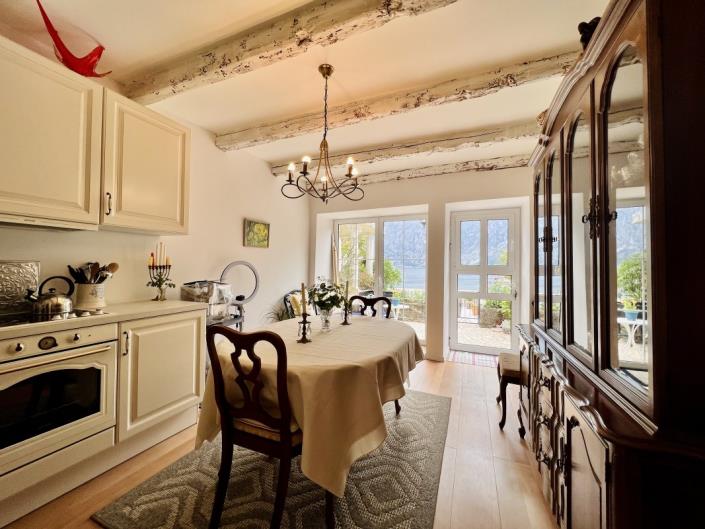 Image No.21-2 Bed House for sale