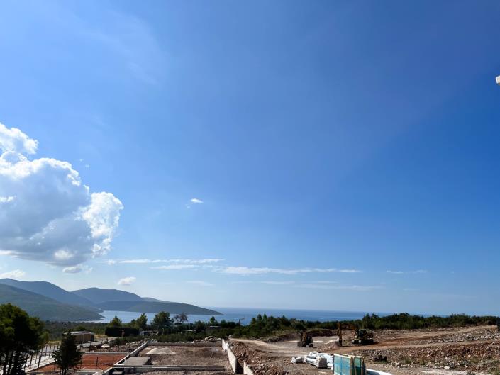 Image No.2-6 Bed Villa for sale