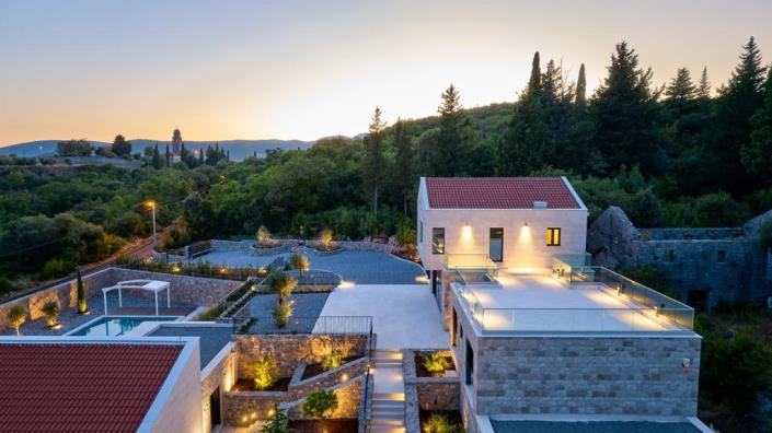 Image No.9-6 Bed Villa for sale