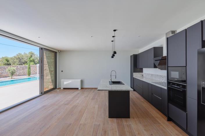 Image No.21-6 Bed Villa for sale