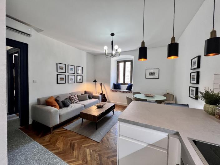 Image No.8-2 Bed Apartment for sale