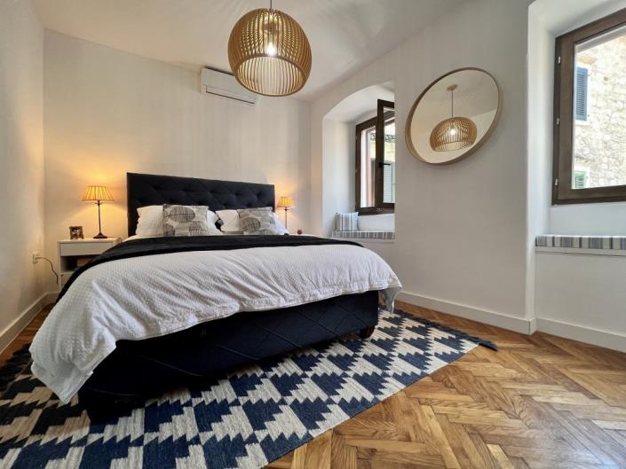 Image No.17-2 Bed Apartment for sale