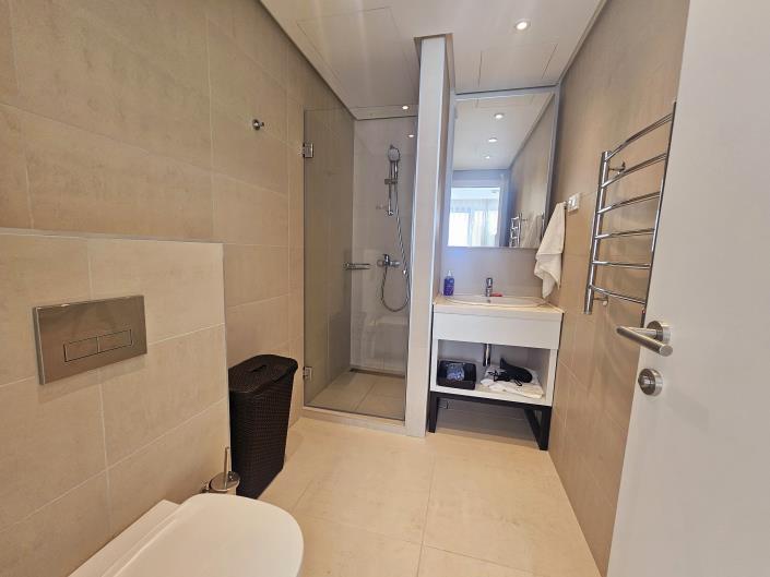 Image No.16-2 Bed Apartment for sale