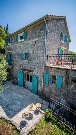 Image No.18-3 Bed Villa / Detached for sale